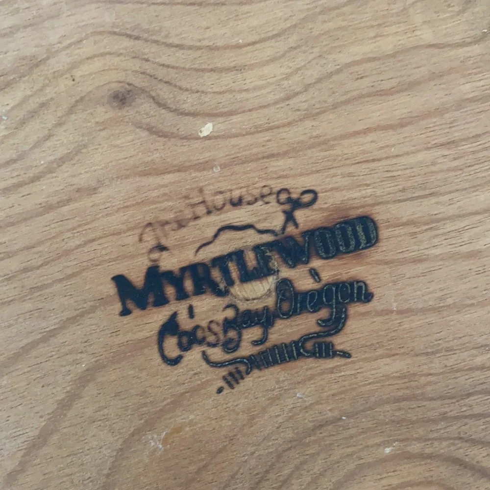 Myrtlewood wooden round tray modern farmhouse decor - Picture 8 of 16